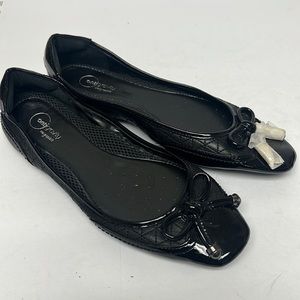 Easy Spirit Anti Gravity Platform Flats size 8